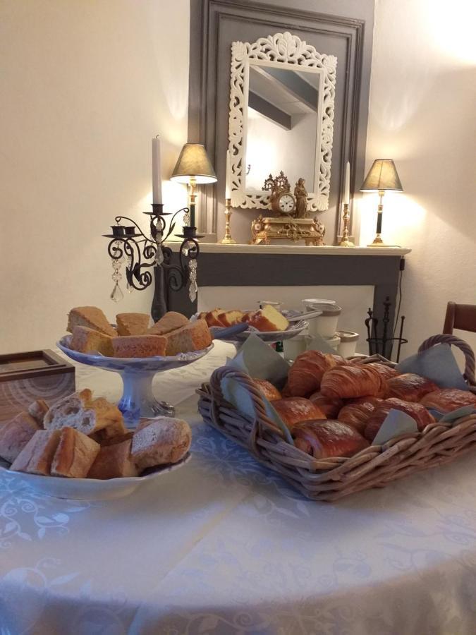 Montismaurelli Bed & Breakfast Montmoreau Екстериор снимка