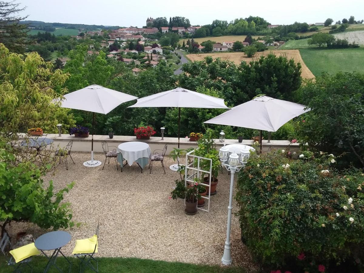 Montismaurelli Bed & Breakfast Montmoreau Екстериор снимка