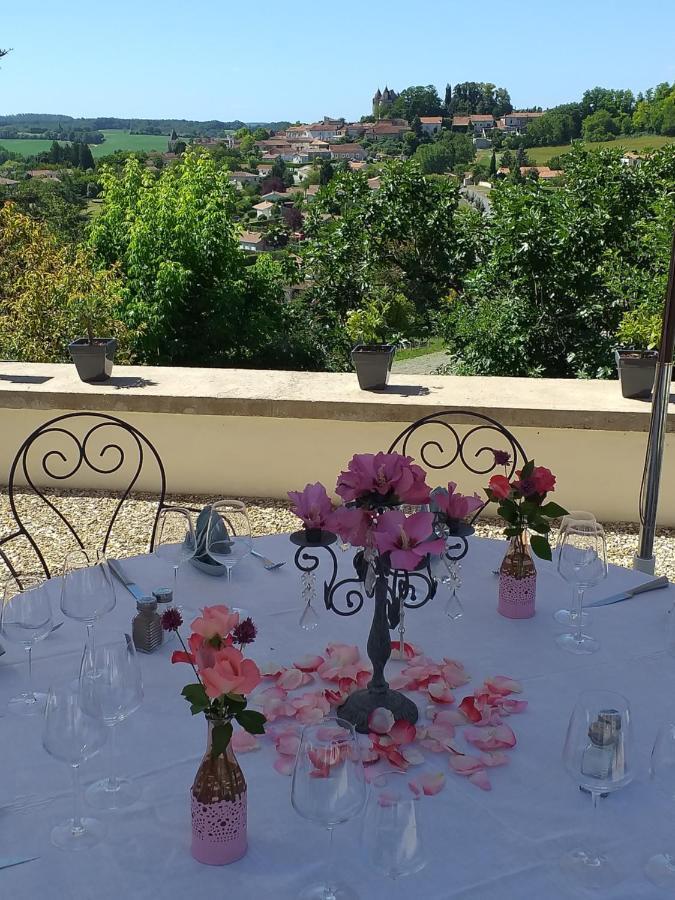 Montismaurelli Bed & Breakfast Montmoreau Екстериор снимка
