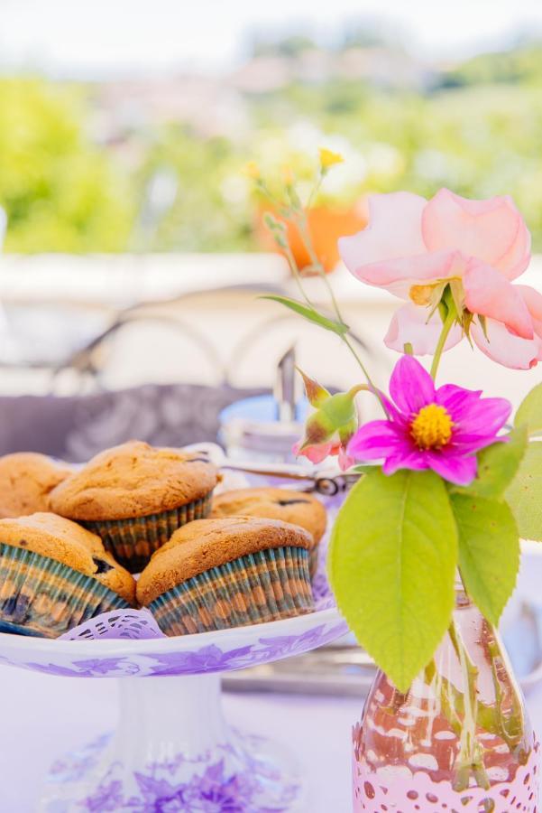 Montismaurelli Bed & Breakfast Montmoreau Екстериор снимка